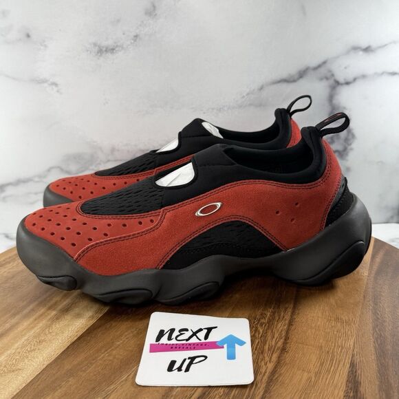 Men’s size 11.5-OAKLEY BRAIN DEAD FACTORY TEAM FLESH SANDAL BRAND NEW LAVA RED - Picture 1 of 9